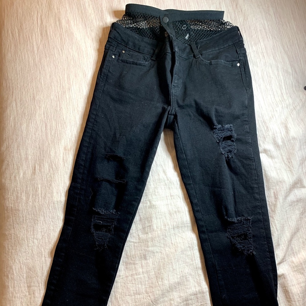 zara ripped jeans